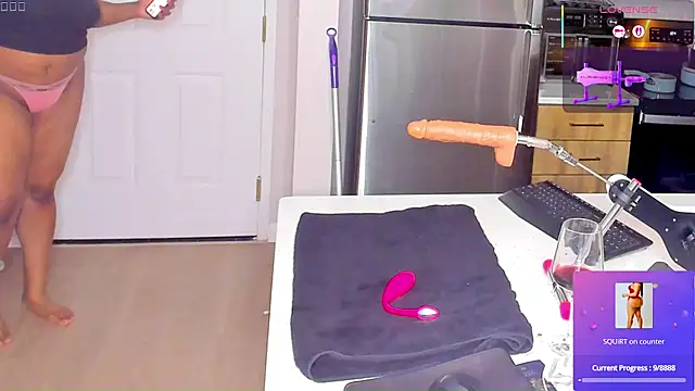 CarmenCash__: онлайн-секс-чат