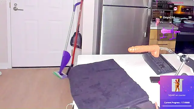 Chat XXX ao vivo de CarmenCash__