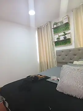 sasi_luna's Live XXX Chat