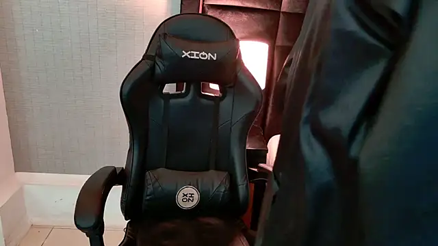 Czat XXX na żywo – EllaEvanz