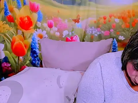 XXX chat uživo modela indianroxy