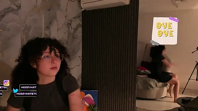 Katemoss70 élő XXX-chatje