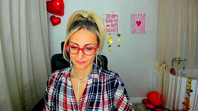 MuseOfStage Chat XXX live