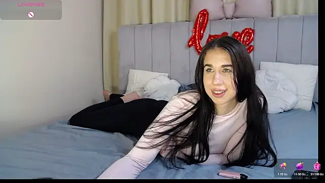 Chat XXX en directo de Erikka__