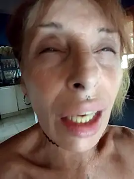 دردشة FrozenWaffle الجنسية المباشرة