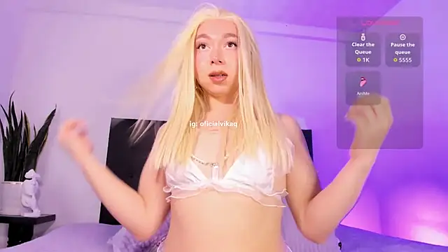 victoria_qq's Webcam Show