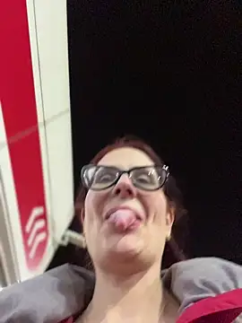 NataKitten Adlı Modelin Canlı XXX Sohbeti