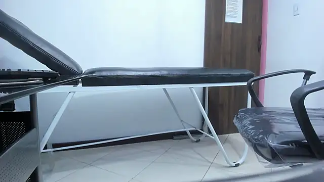 LeilaSmith_ Obrolan Langsung XXX