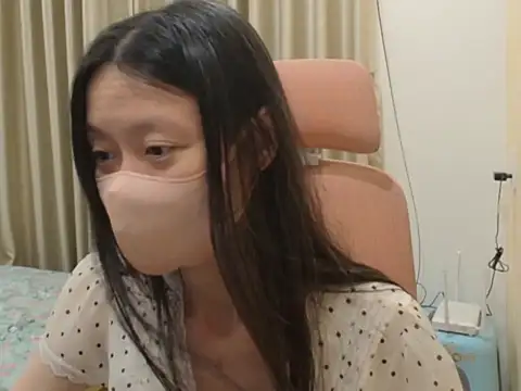 Lil-Cherries Live XXX-Chat