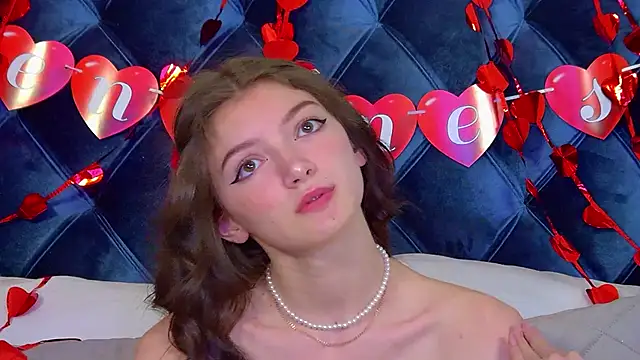 SophiaProve Live XXX Chat