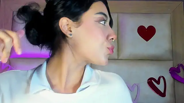 Chat XXX ao vivo de TaniaRedd_