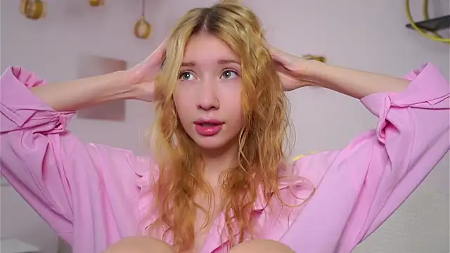 SunnivaCovil – Naživo XXX chat