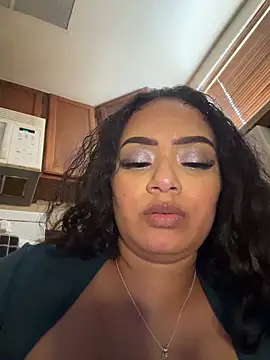 XXX chat uživo modela CarmelaAnthony