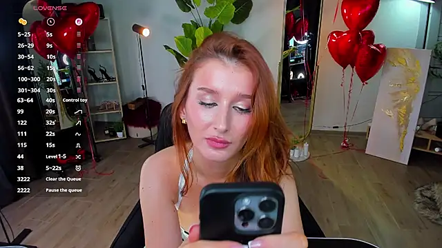 OmeliaDior Chat XXX live