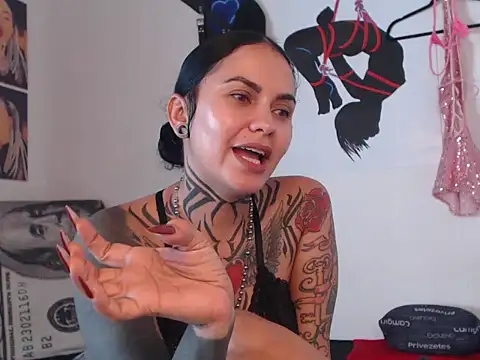 Perola__May – Naživo XXX chat