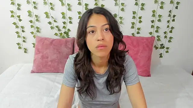 Show Webcam de emily_jonessxx