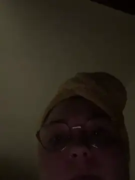 _maracr19_: απευθείας συνομιλία ΧΧΧ