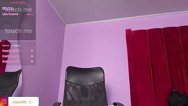 Shanelle__ Adlı Modelin Canlı XXX Sohbeti