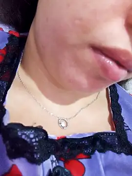 Beerrry Adlı Modelin Canlı XXX Sohbeti