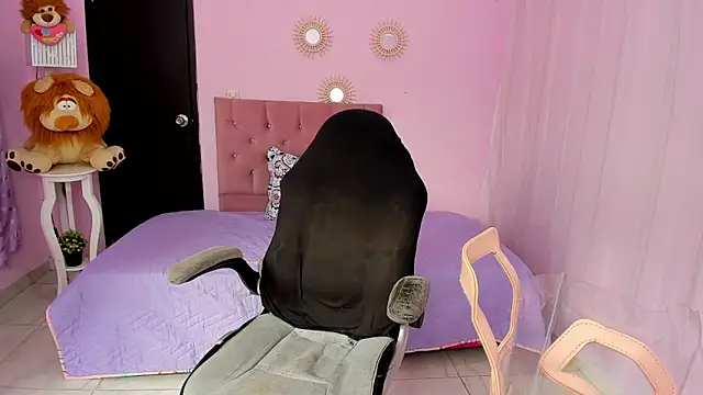 bbw_charlote Adlı Modelin Canlı XXX Sohbeti