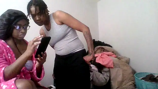 Chat XXX en directo de dezzidavill