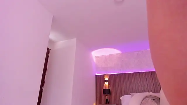 Miaa_lane Webcam show