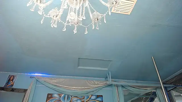 ADRIANNA_FOX Live XXX Chat