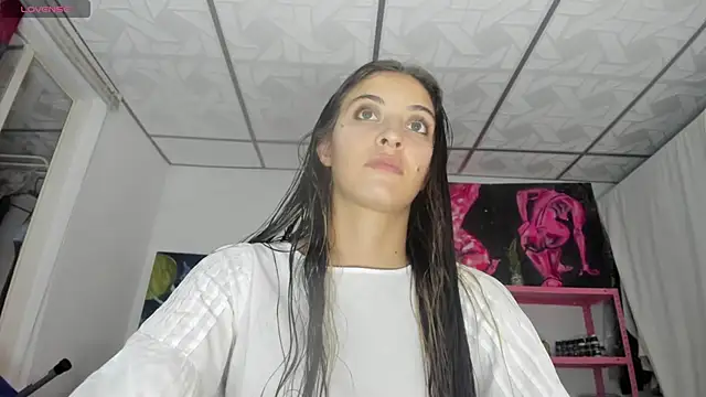 mariecam420 Adlı Modelin Canlı XXX Sohbeti