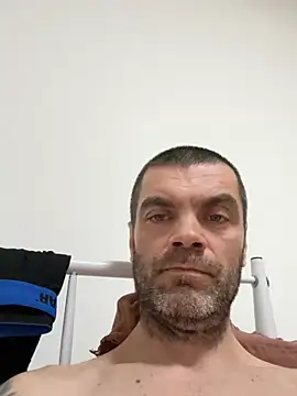 DOMINATOR_SIR-MASTER's Live XXX Chat