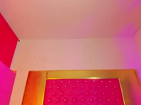 Ciara_HotTs: απευθείας συνομιλία ΧΧΧ