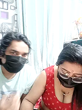 Chat XXX en directo de GangbangCouple