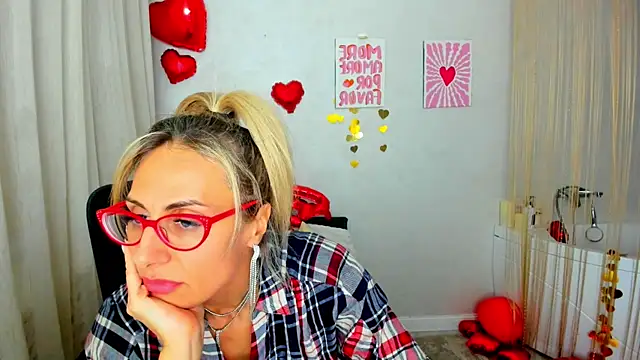 MuseOfStage live XXX chat