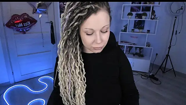 HoneySallyMoore élő XXX-chatje