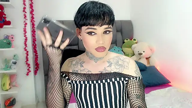 little_star_porn Show in webcam