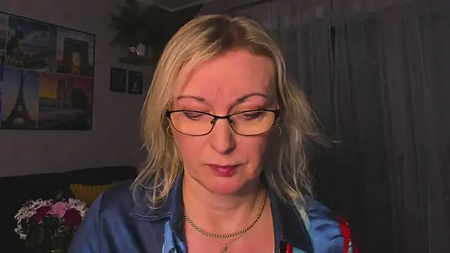 vanessa_chatn Webbikameraesitys