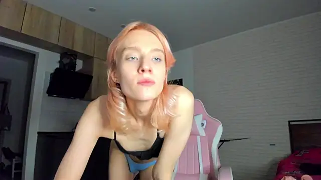 XXX chat uživo modela _Alice_Kitty