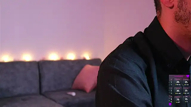 kathieandpovcock1 Live XXX-chat