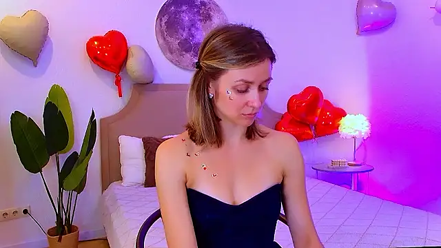 EmeraldGlown Live XXX chat