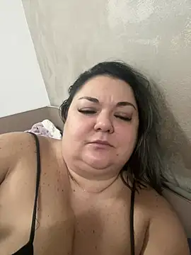 MikyVesela élő XXX-chatje