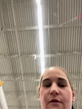 Chatroom XXX en direct de lolabunny9