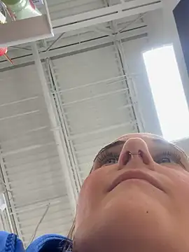 lolabunny9 webkamerás műsora