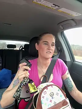 lolabunny9 Show in webcam