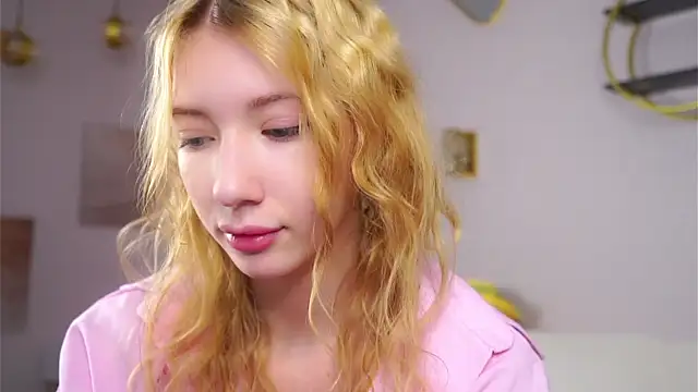 SunnivaCovil Show Webcam