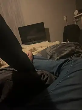 Show modela alfarolemmer na web-kameri