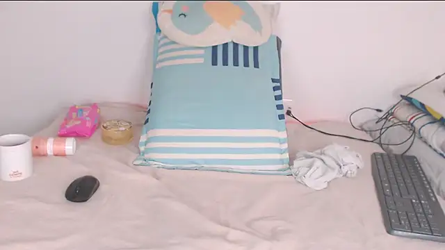 Živý XXX chat shunrei_saan