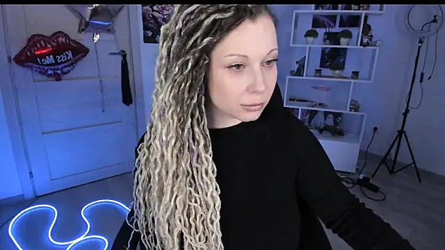 HoneySallyMoore's Live XXX Chat