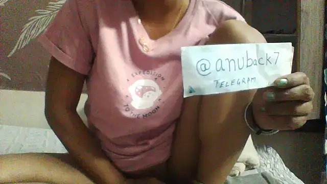 shalini_fire 即時 XXX 聊天