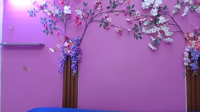 عرض كام skinnysofia18