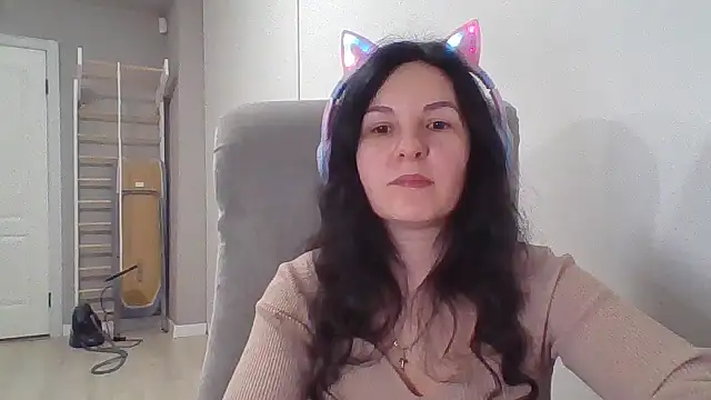 HollySecret77のライブXXXチャット