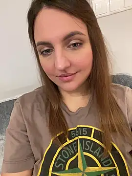 AliceDesmee live XXX chat